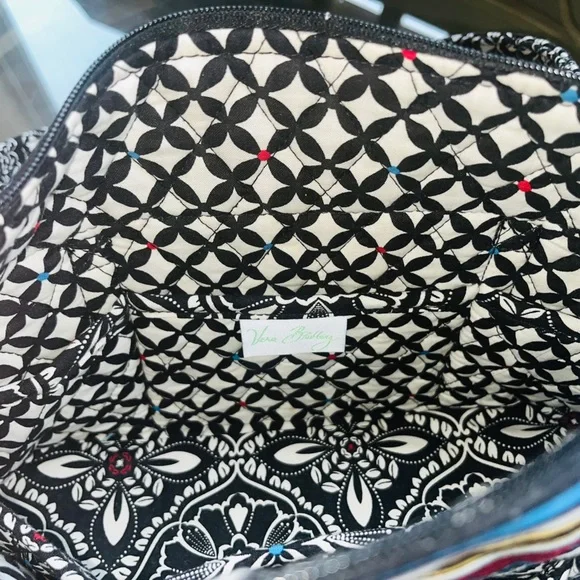 🌹🌻Vera Bradley🌻🌹- Retired Pattern-Barcelona- Small Purse/Bag - Picture 12 of 14
